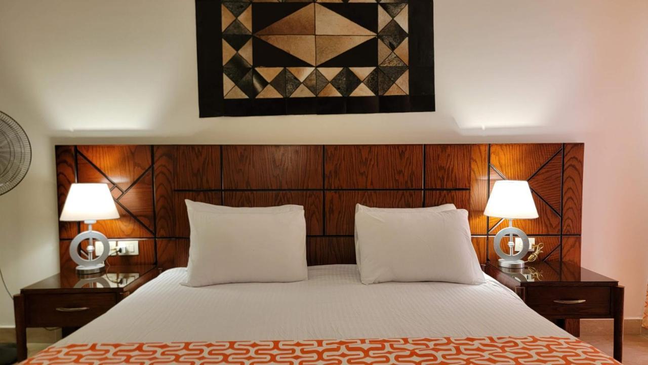 Oyster Bay Beach Resort - Luxury Serviced Condo Marsa Alam Exterior foto